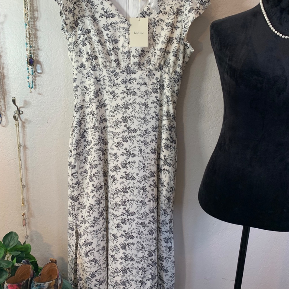 Bohme black and white floral dress with pockets NWT size large - Picture 4 of 12